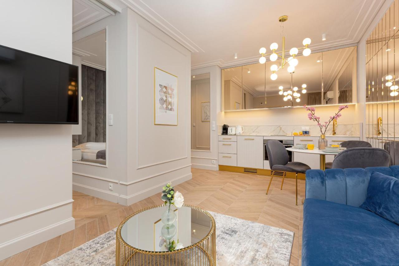Mennica Residence Central Apartment By Renters Prestige วอร์ซอ ภายนอก รูปภาพ