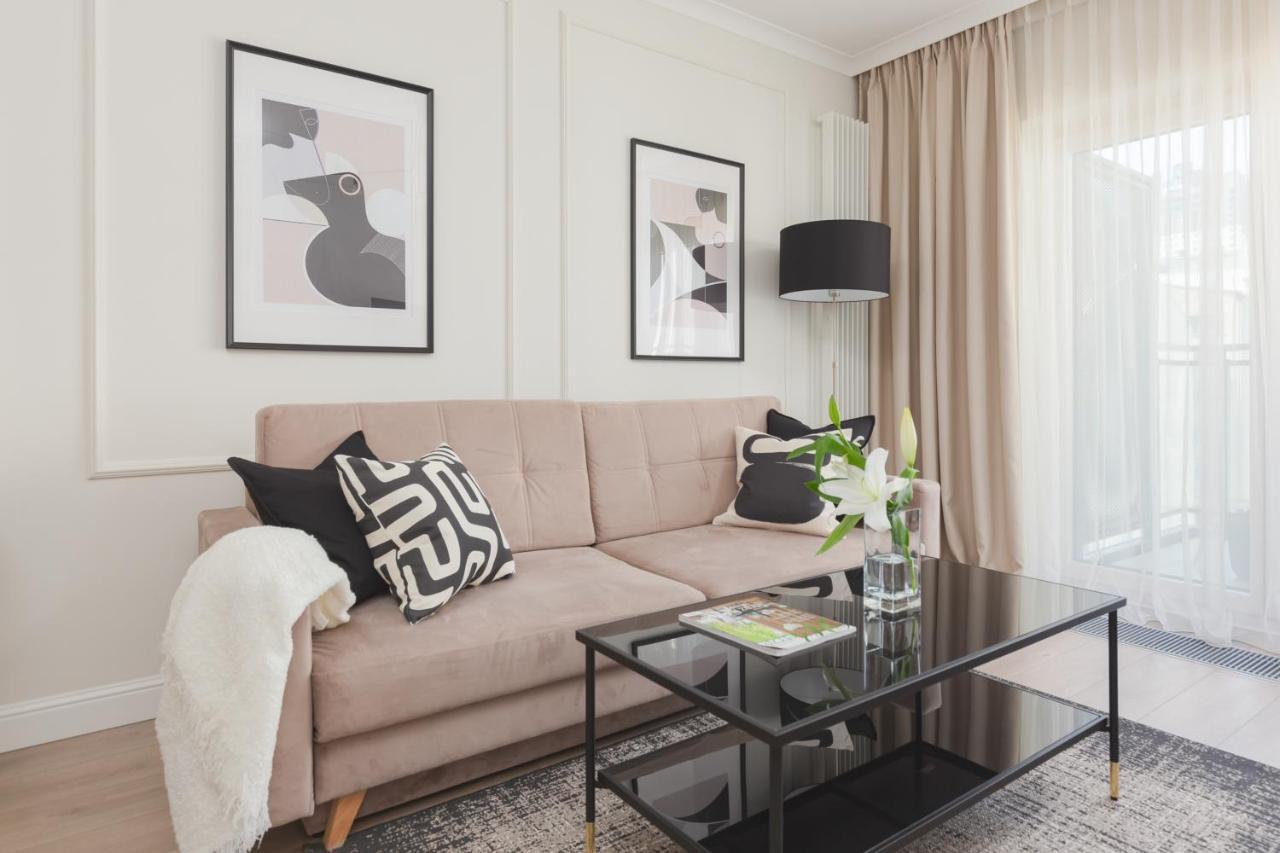 Mennica Residence Central Apartment By Renters Prestige วอร์ซอ ภายนอก รูปภาพ