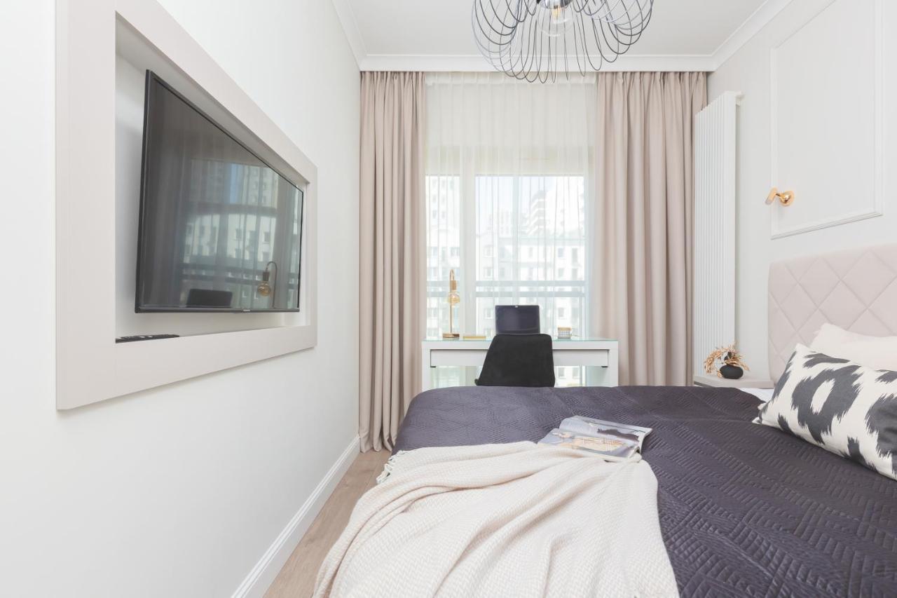 Mennica Residence Central Apartment By Renters Prestige วอร์ซอ ภายนอก รูปภาพ