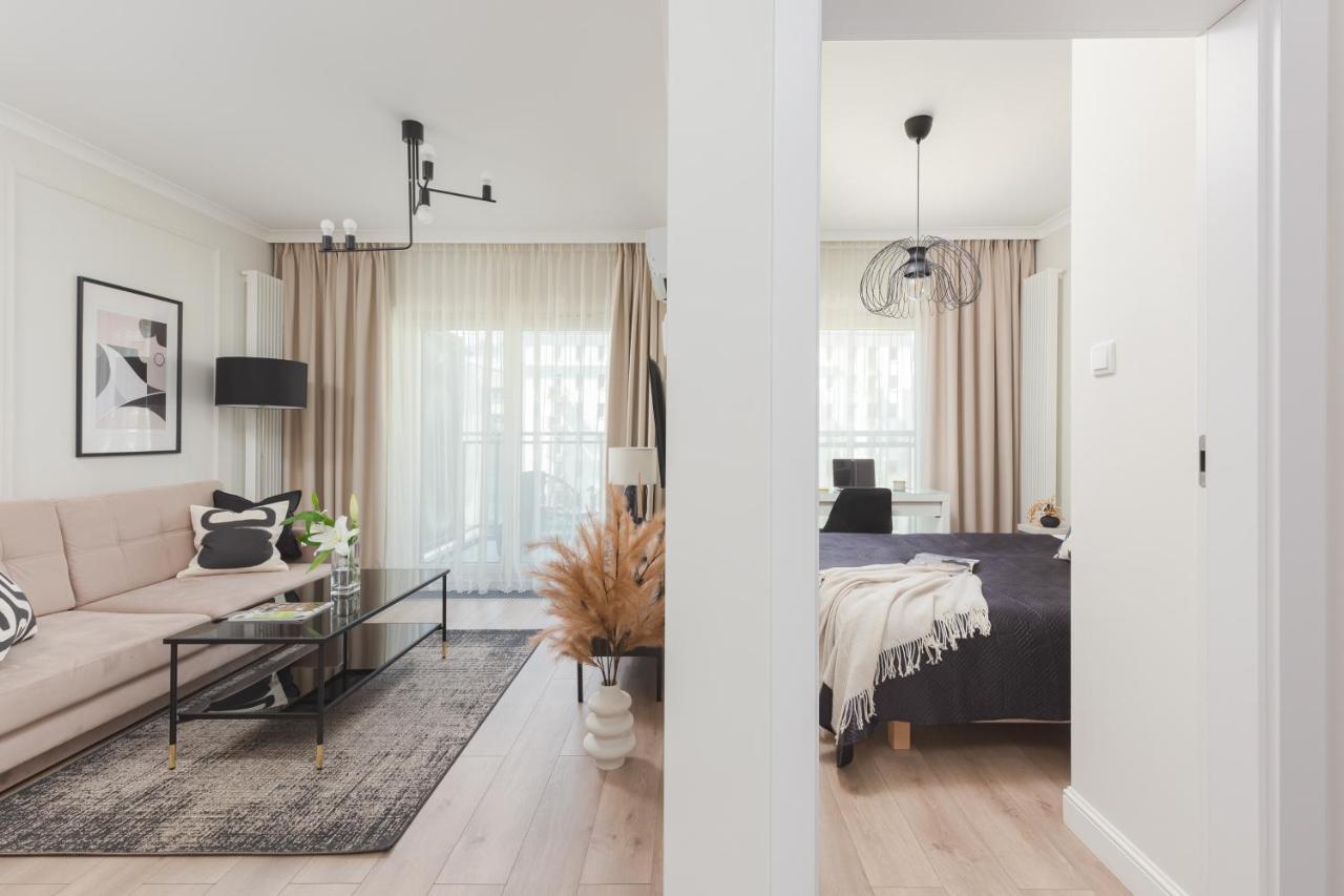 Mennica Residence Central Apartment By Renters Prestige วอร์ซอ ภายนอก รูปภาพ